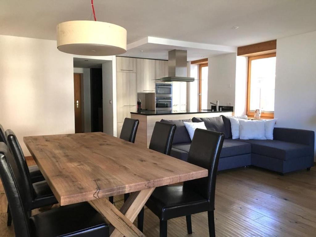 Apartment Chesa Madragena by Interhome