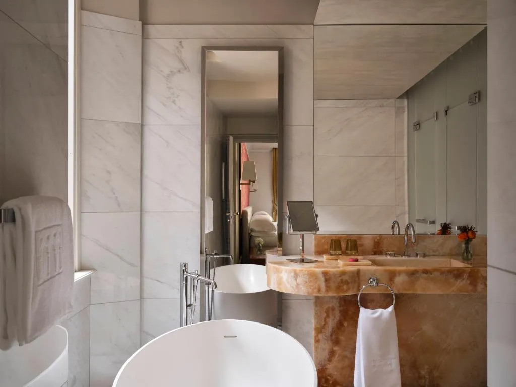 Junior Suite with Garden View