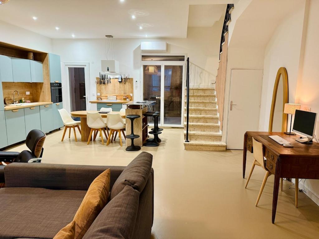 ''Jacky'' Maison de Ville avec Patio, Climatisée