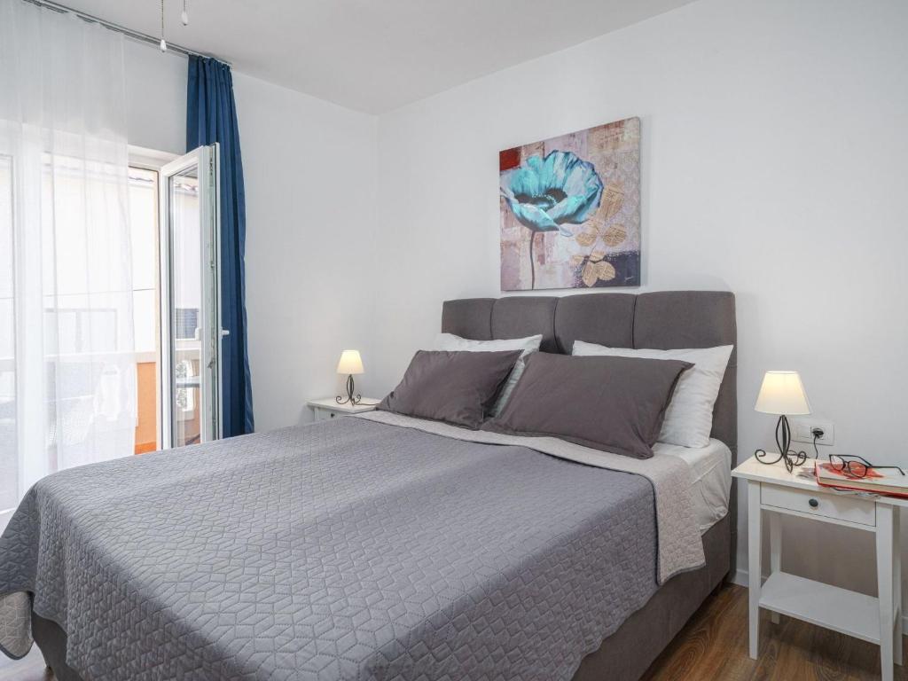 Apartment A2b by Interhome