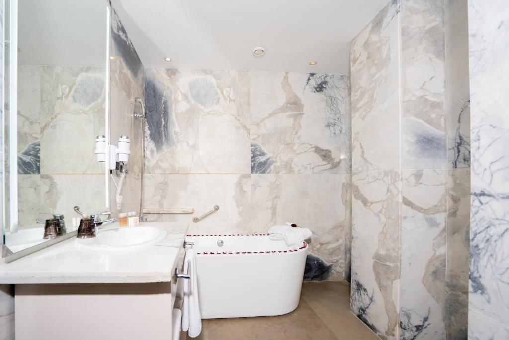 Mandarin Palace Hotel & Spa - 