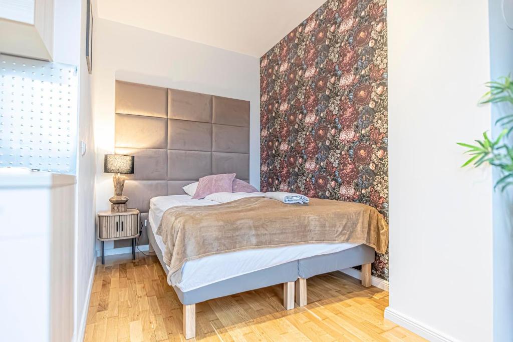 Stylish 1BR Apartment with Balcony Quick City Access