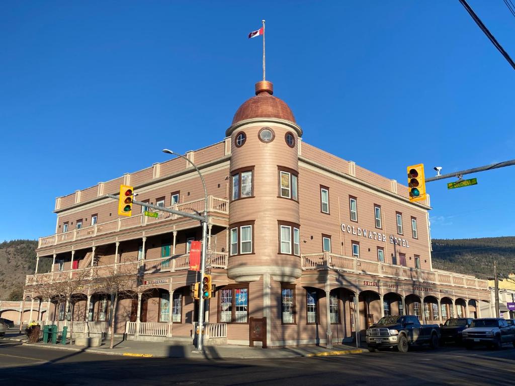 Το κτήριο όπου στεγάζεται  το ξενοδοχείο