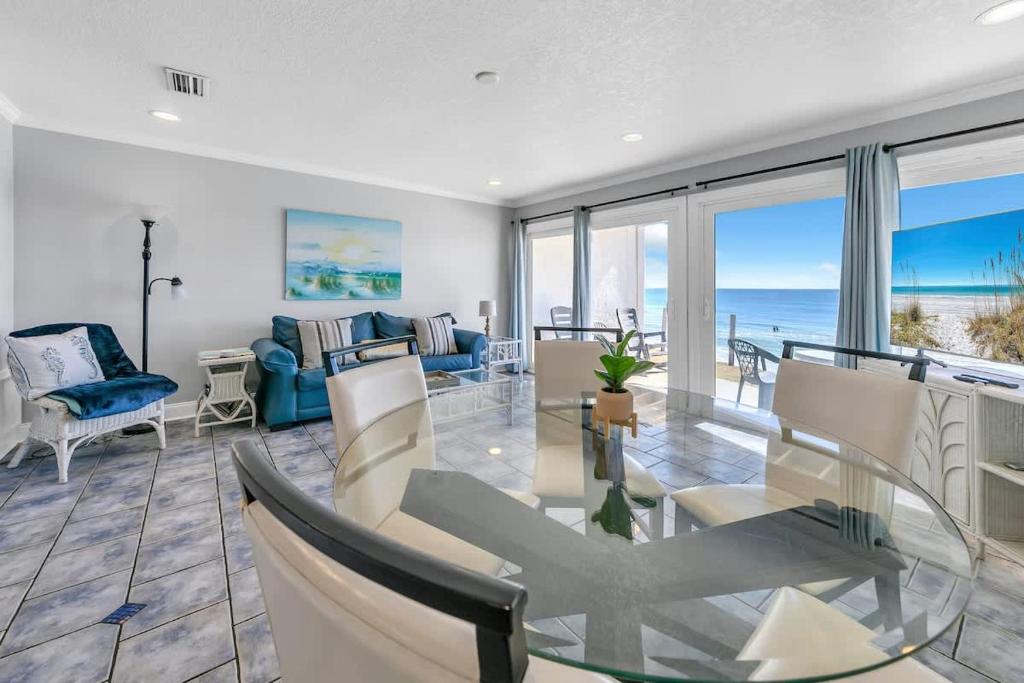 Blue Mountain Villa 2B, 30A, FL