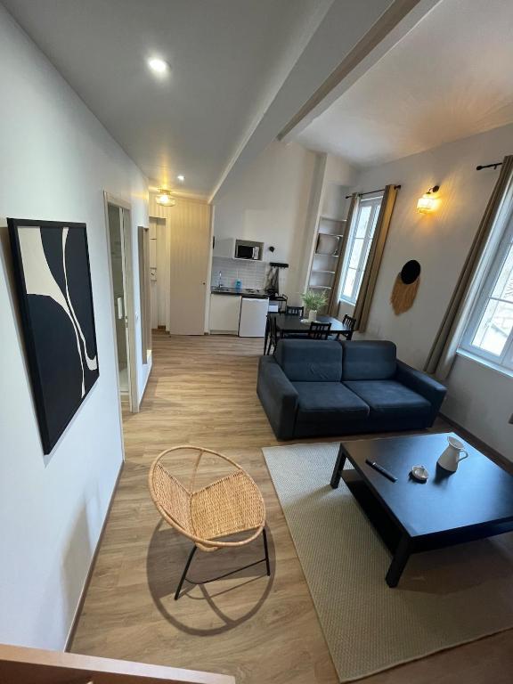 Superbe Duplex au pied du tram et de la gare