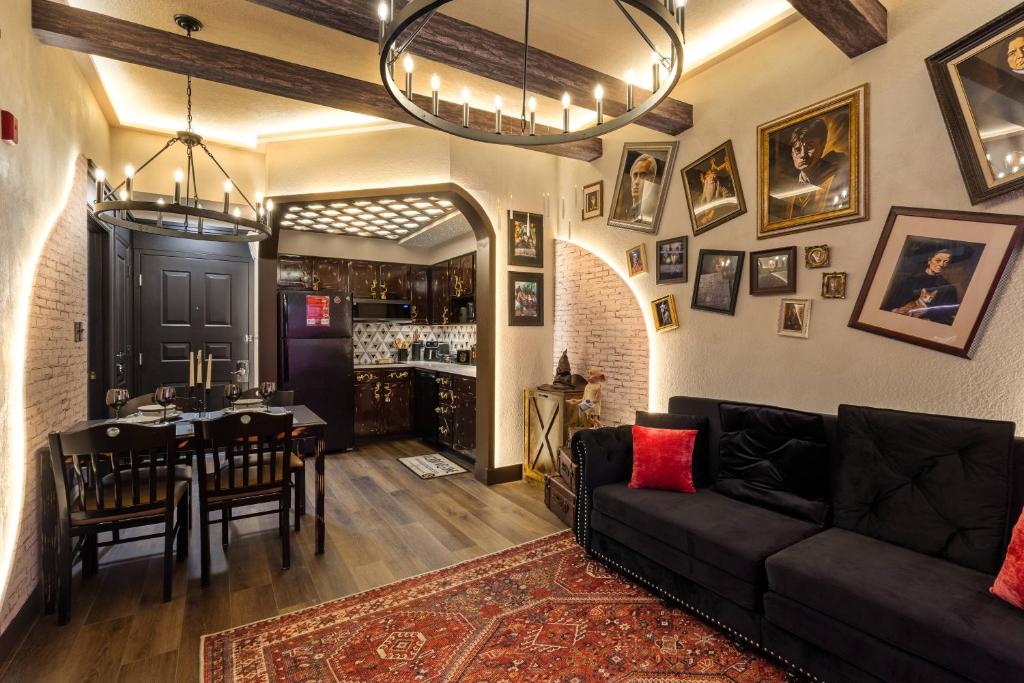 Et opholdsområde på Apartment w 4 Beds Near I-Drive