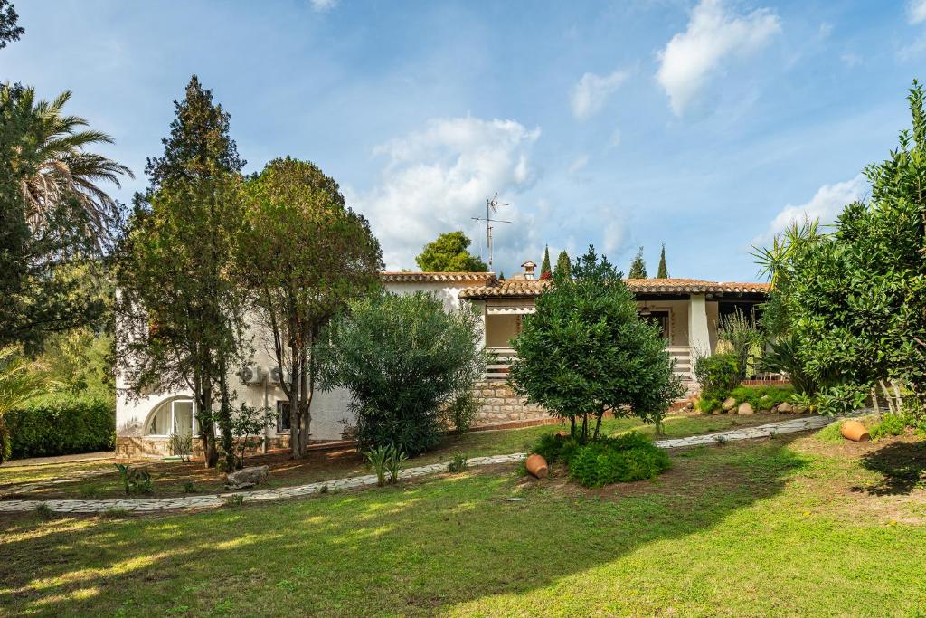 En have udenfor Luxury Villa Flaminia 50 mt from the beach