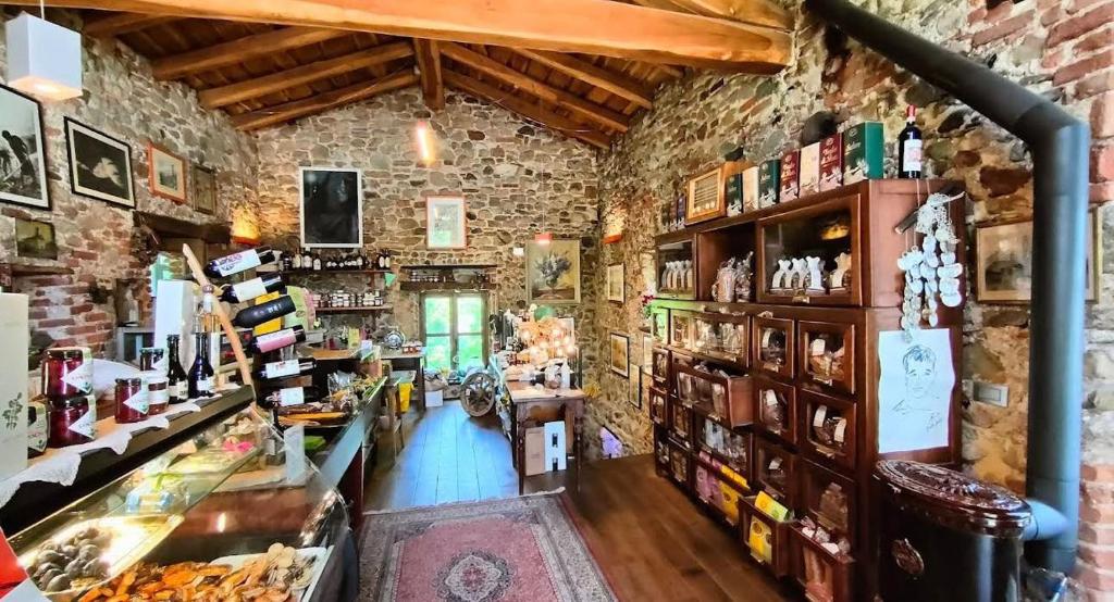 Ο χώρος του lounge ή του μπαρ στο La Casa di Paolo