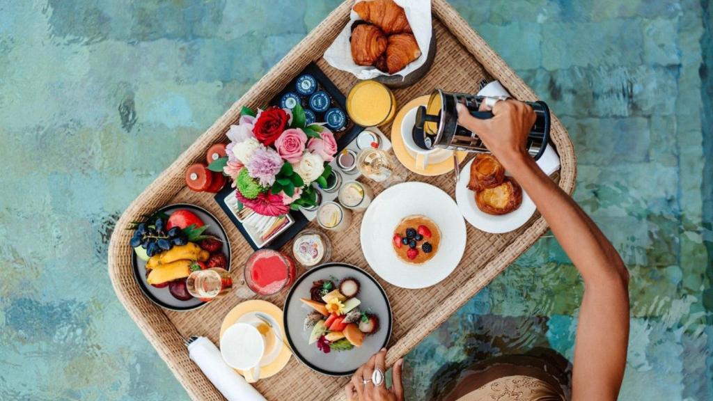 Φαγητό σε αυτό το ξενοδοχείο διαμερισμάτων ή κάπου εκεί κοντά