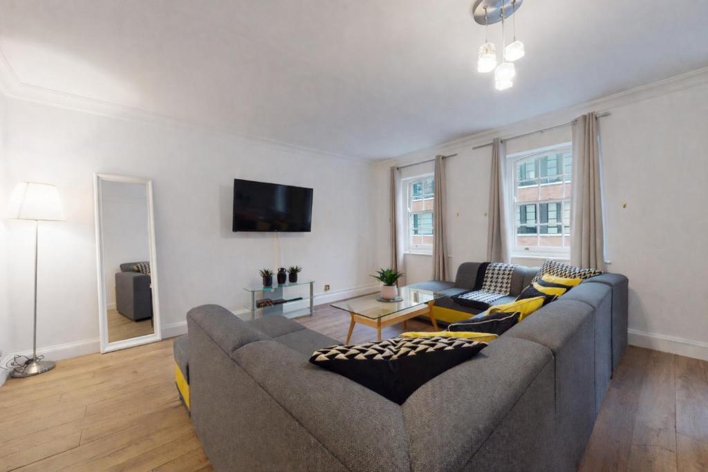 Park Lane Apartments - Clarges Street - 