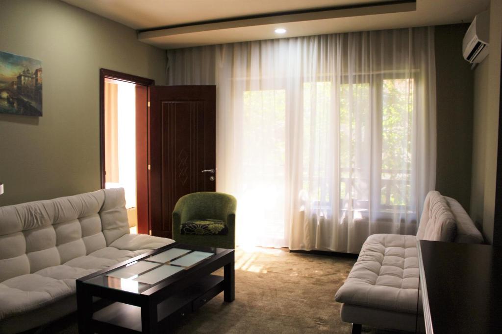 Posezení v ubytování Borjomi Palace Health & Spa Center