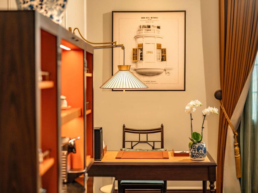 Phòng Heritage Wing Grand Luxury Có Giường Cỡ King - Các Quyền Lợi Và Đặc Quyền Tại Metropole