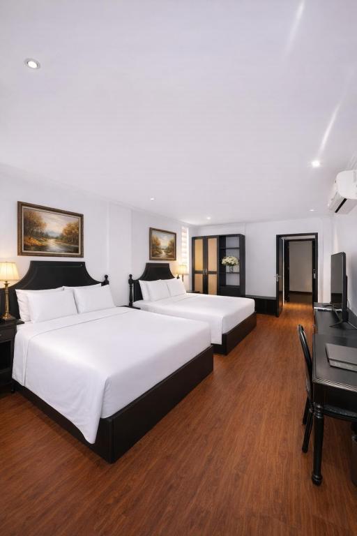 Suite Gia Đình