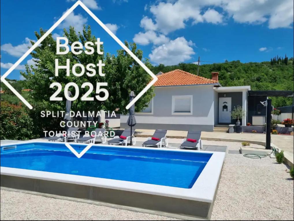 Swimmingpoolen hos eller tæt på Holiday home "Olive tree", with pool - Best Host 2025
