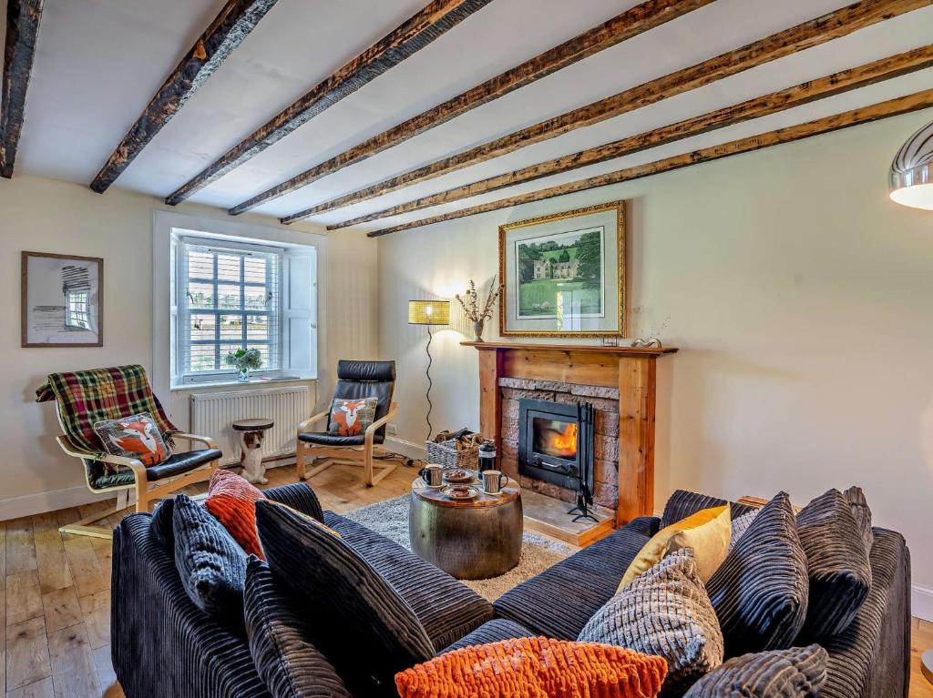 Posezení v ubytování 3 Bed in Kirriemuir 96115