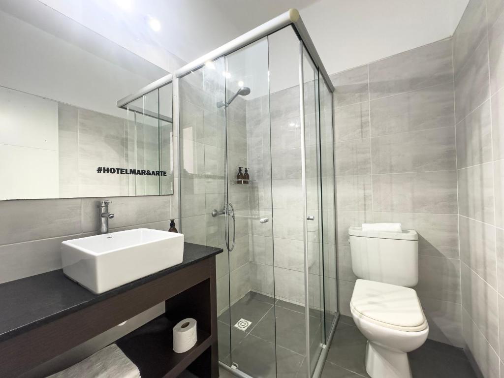 Koupelna v ubytování Hotel Mar y Arte