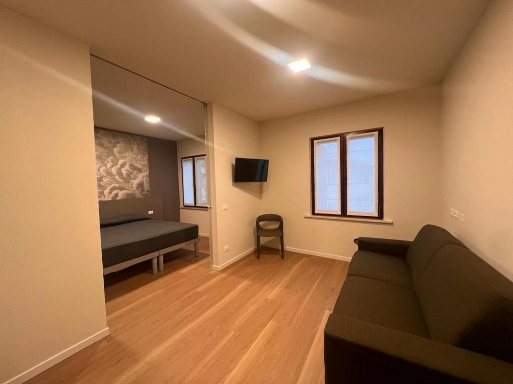JO Hotel - Superior Doppel- Oder Zweibettzimmer