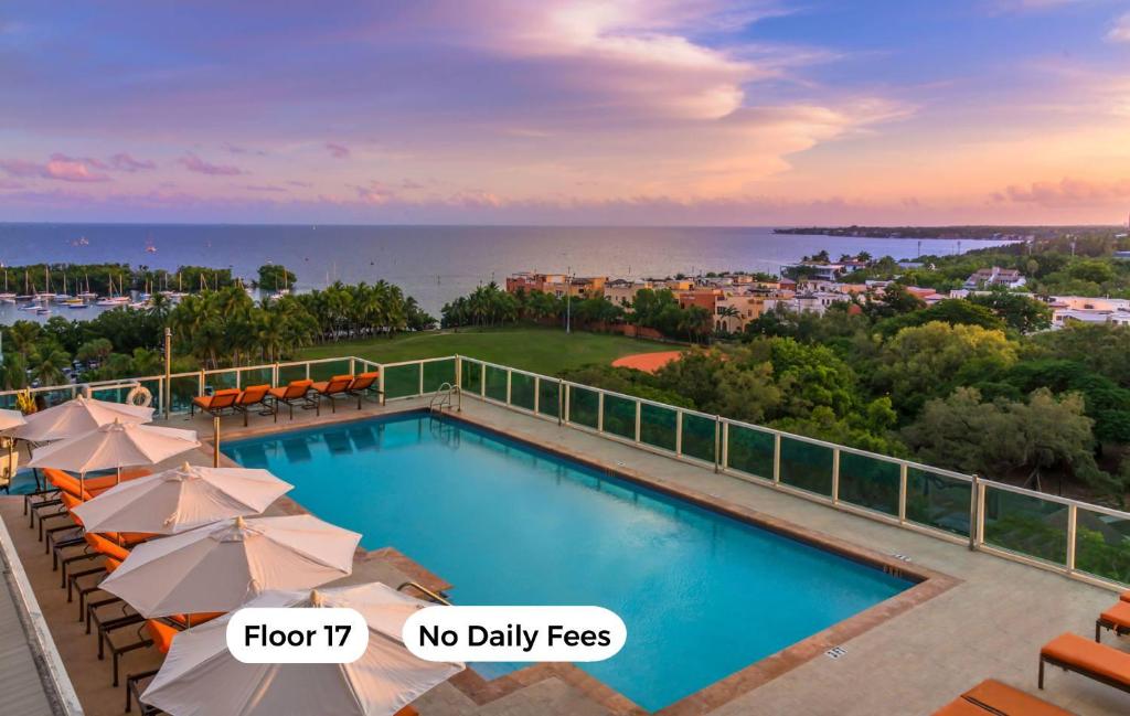 Naturlandskabet i nærheden af kroen