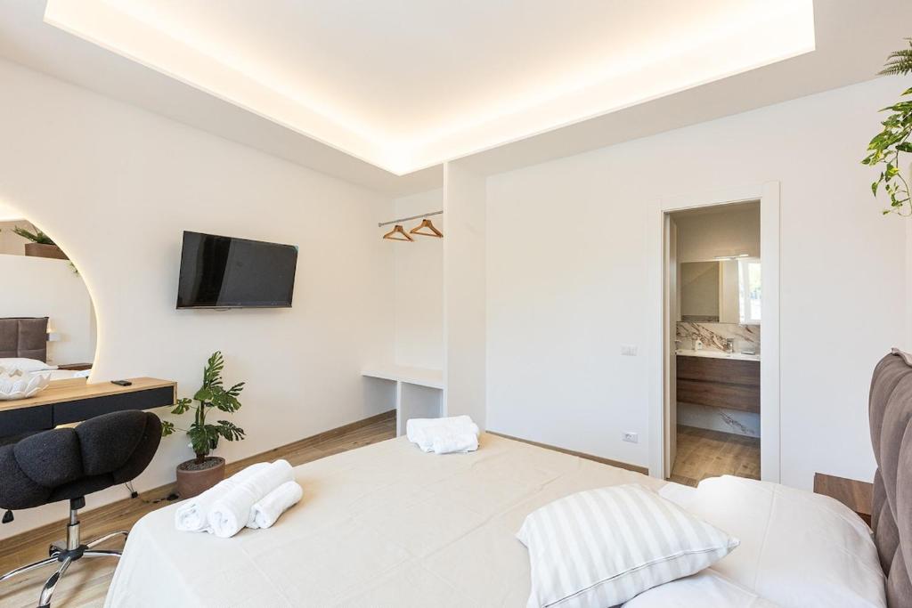 Vatican Luxury Flat 3 Suites with Kitchen