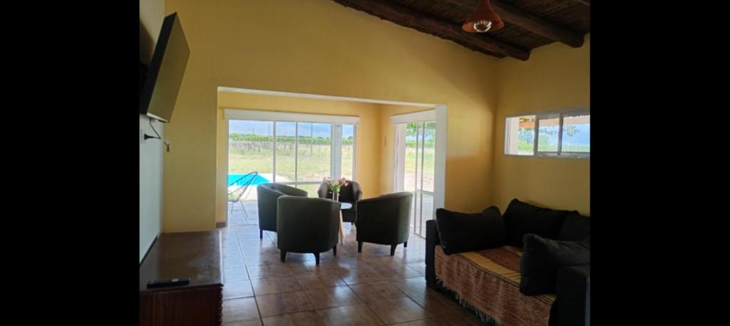 TV a/nebo společenská místnost v ubytování Casa de Campo Finca la Angelita 2