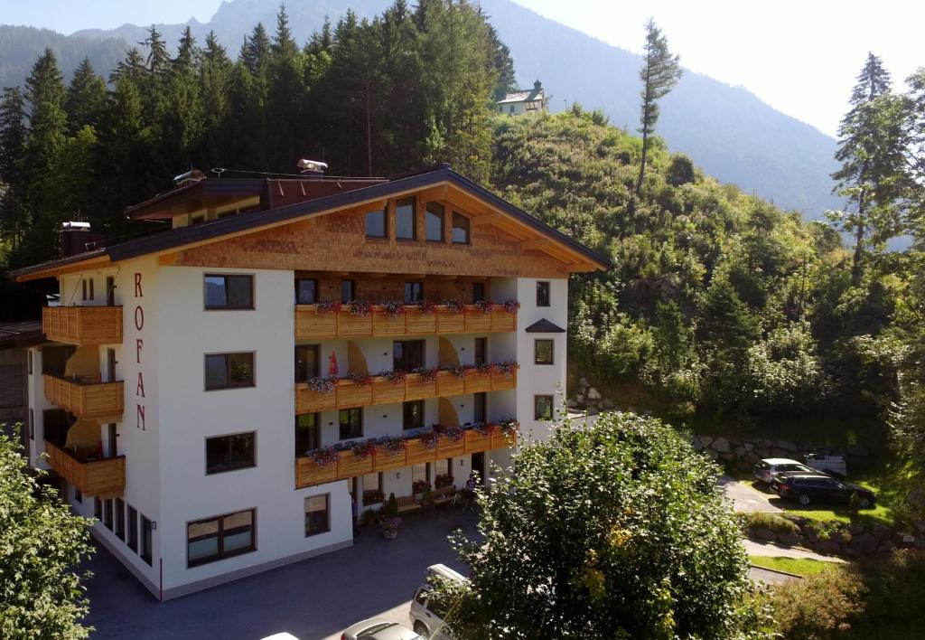 Nespecifikovaný výhled na hory nebo výhled na hory při pohledu z apartmánu