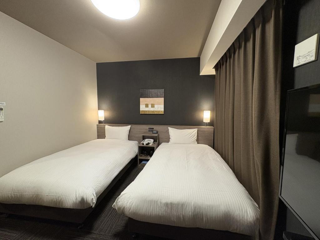 Hotel Route-inn Utsunomiya Yuinomori -Lightline Yuinomori Nishi Ekimae- - Comfort Zweibettzimmer – Nichtraucher