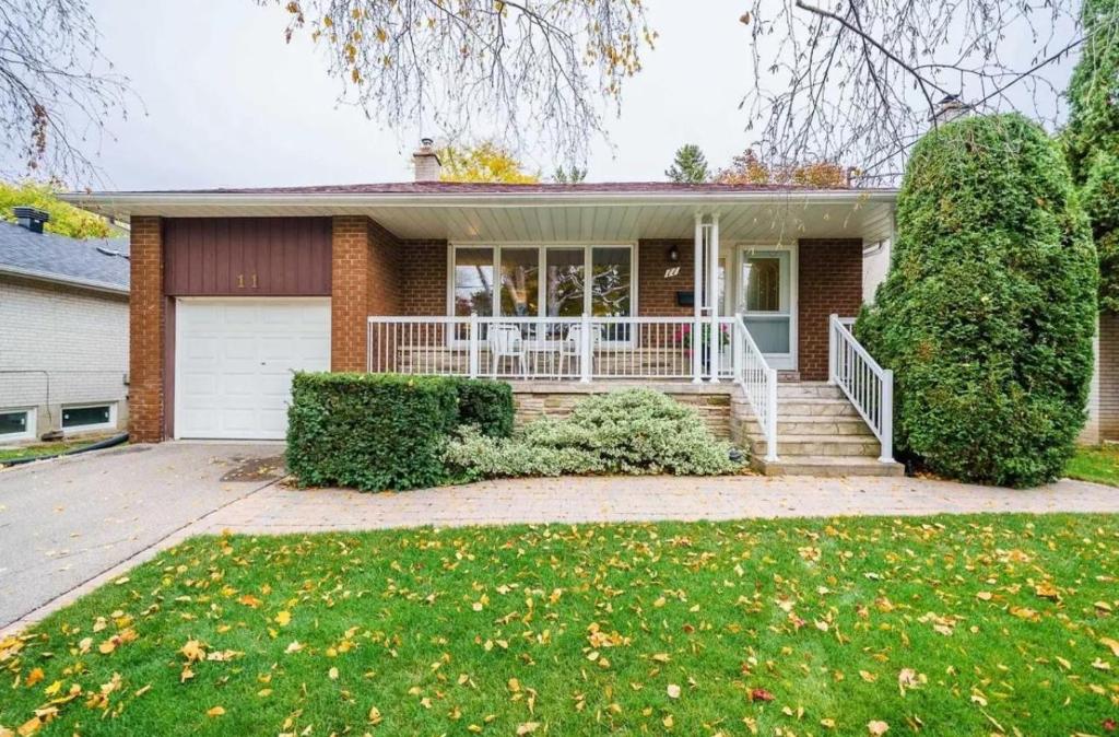 Tòa nhà nơi nhà khách tọa lạc