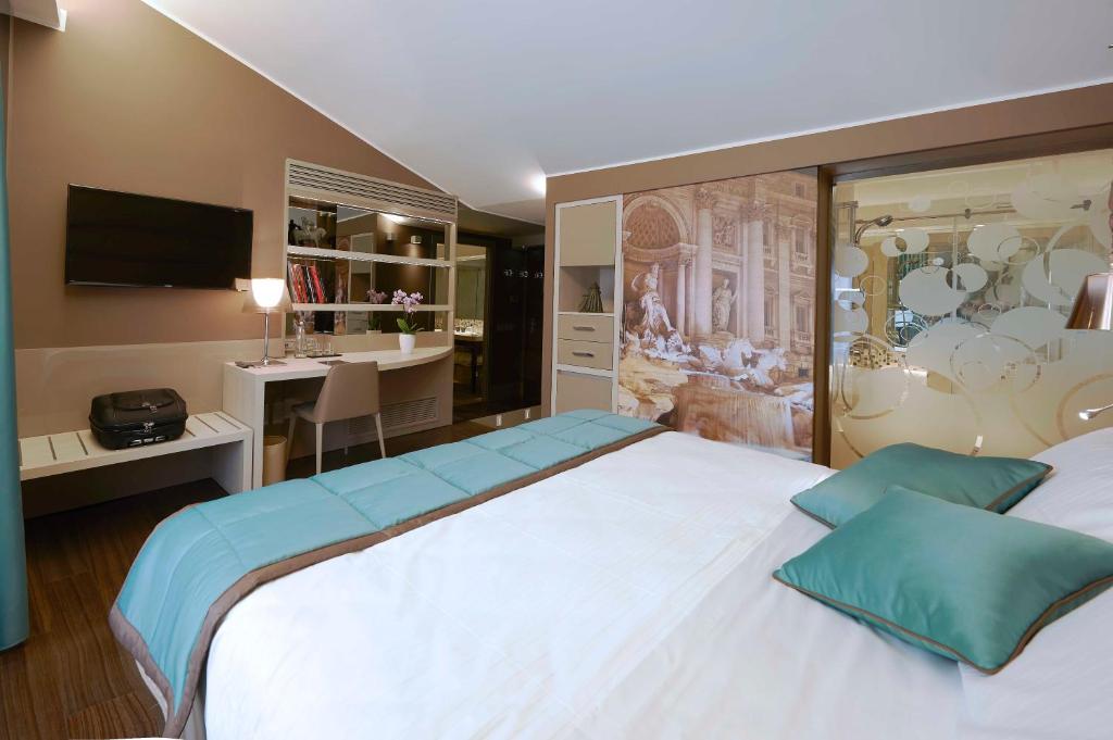 Harry's Bar Trevi Hotel & Restaurant - 