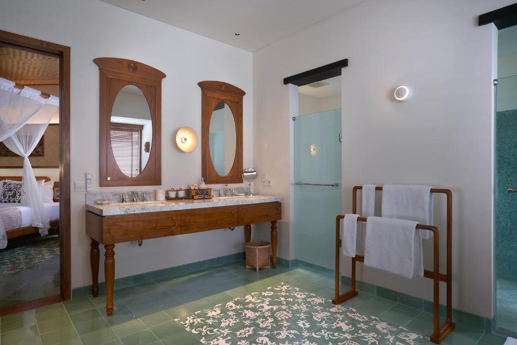 Tandjung Sari Hotel - 14