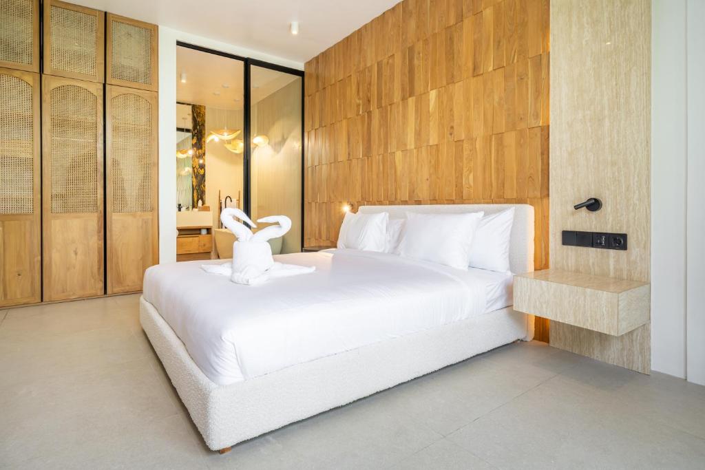 Ardhana Villas - Luxury Pool Stay with Scenic Views
