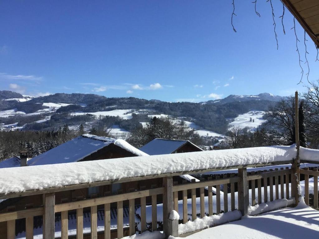 Billede fra billedgalleriet på Adorable chalet in a beautiful location i Boëge