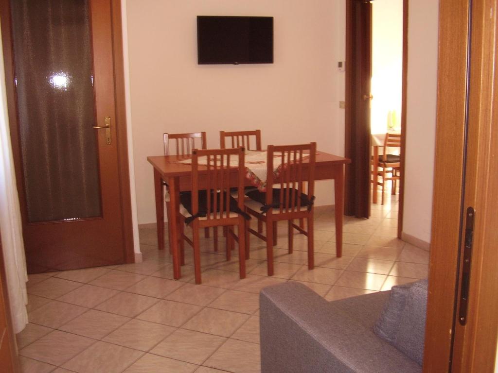 TV a/nebo společenská místnost v ubytování Jean Home