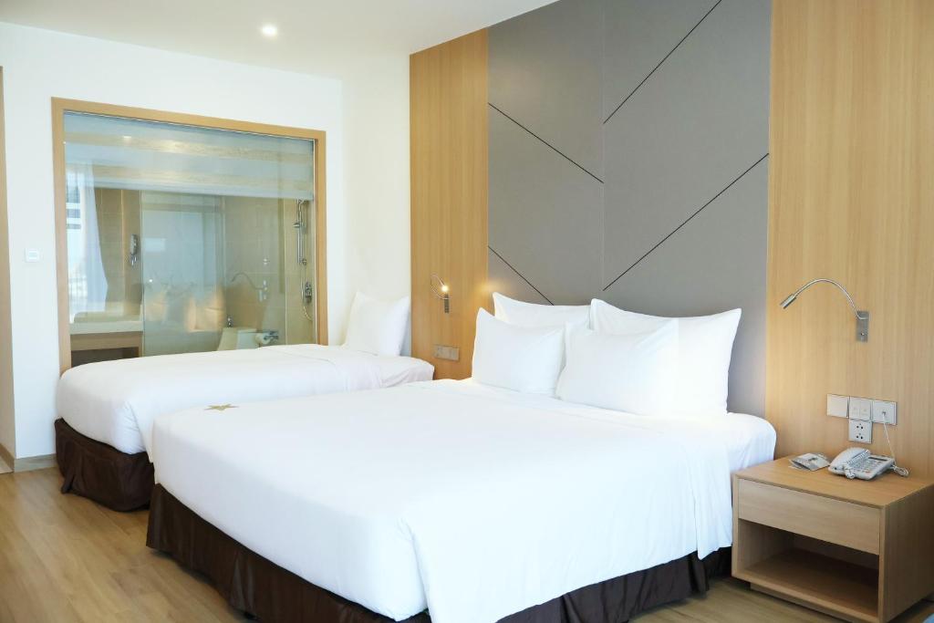 Deluxe Triple Room with Ocean View