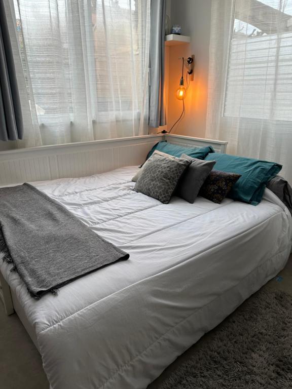 En eller flere senge i et værelse på Villa Victoire au coeur de la Provence