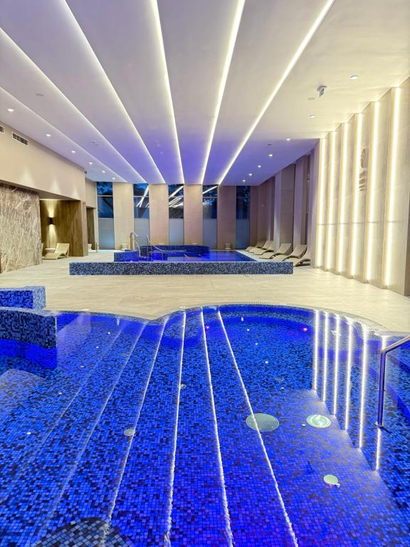 Hồ bơi trong/gần Sea Breeze Apartment z widokiem na morze