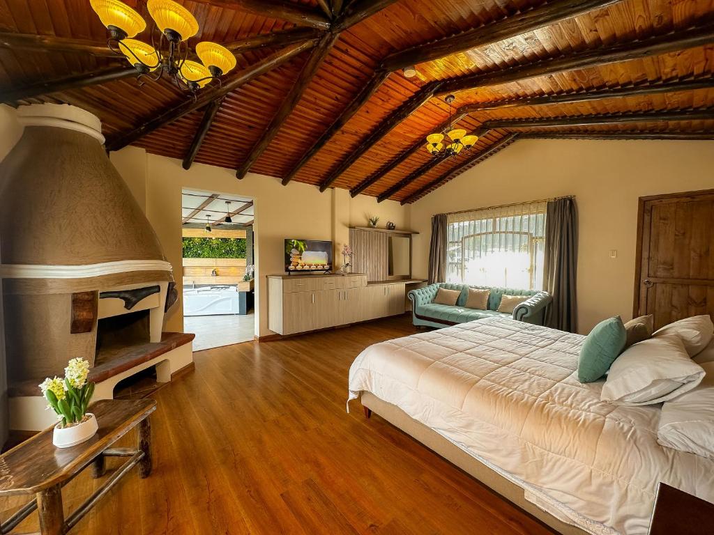 Giường trong phòng chung tại Hosteria El Surillal