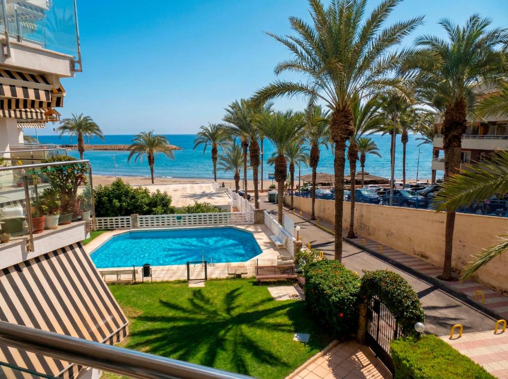 Hồ bơi trong/gần Apartamento Aguadulce Mar