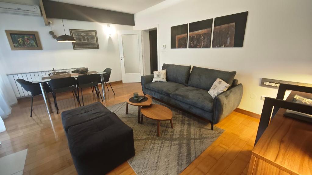 Zagreb Lodge Apartment - 4