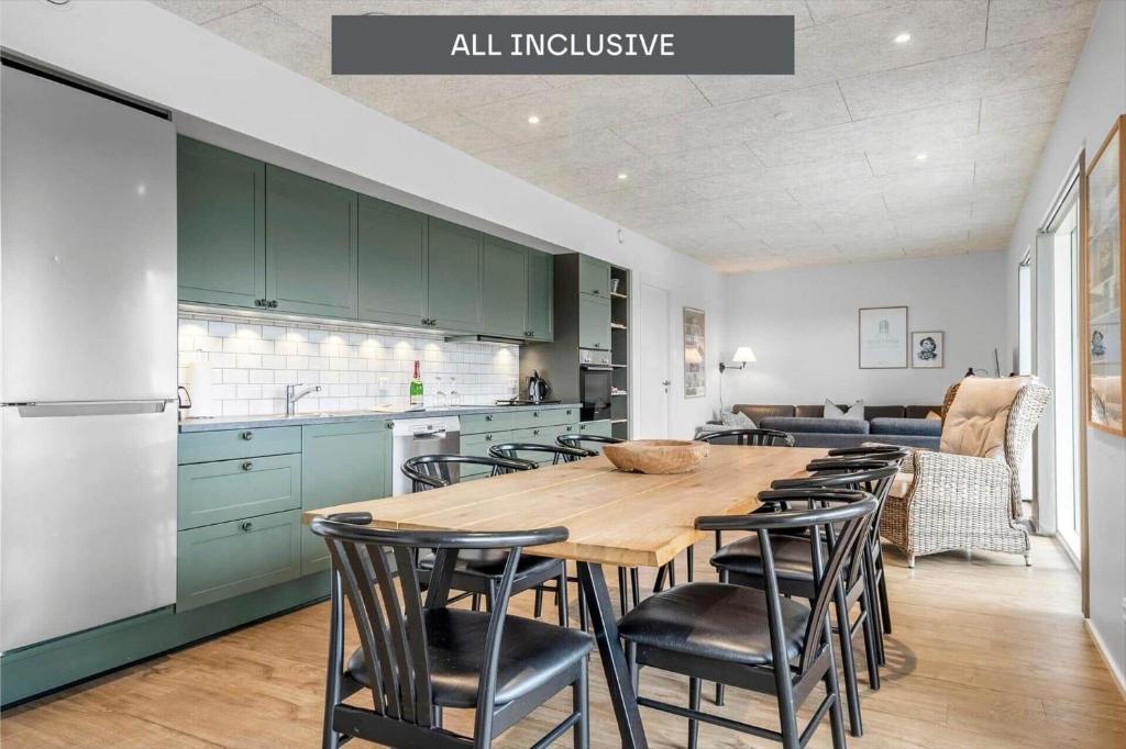 Køkken eller tekøkken på 912-Hvide-Sande-Langsand-188-stuen