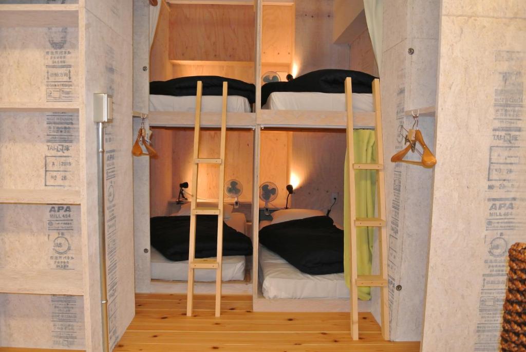 Backpackers Hotel NOOSA JAPAN in Takatsuki Tonda - Stanza Quadrupla