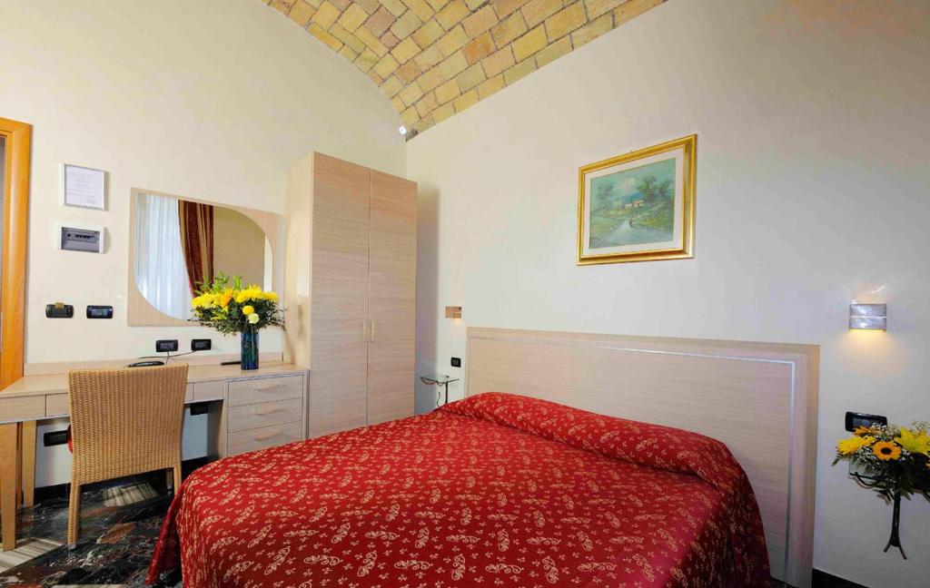 Hotel Campidoglio - Resim 42