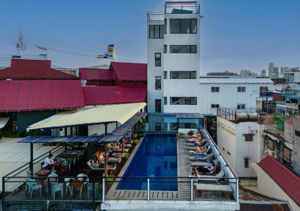 Swimmingpoolen hos eller tæt på Onederz Phnom Penh