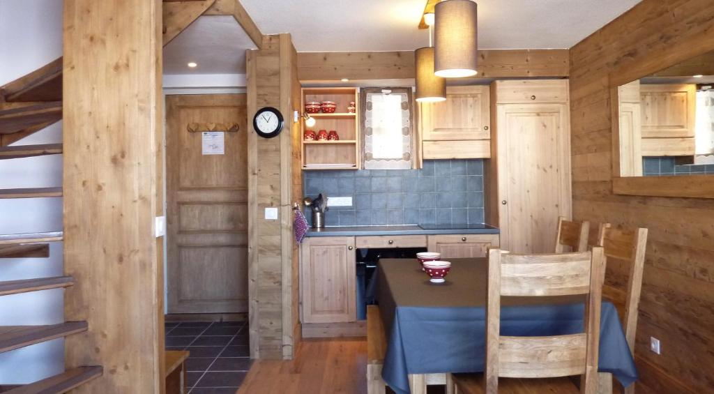Kuchyň nebo kuchyňský kout v ubytování Reine Blanche Appartements VTI