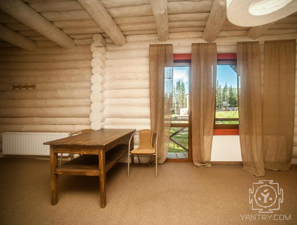 Fotografie z fotogalerie ubytování Янтри v destinaci Drahobrat