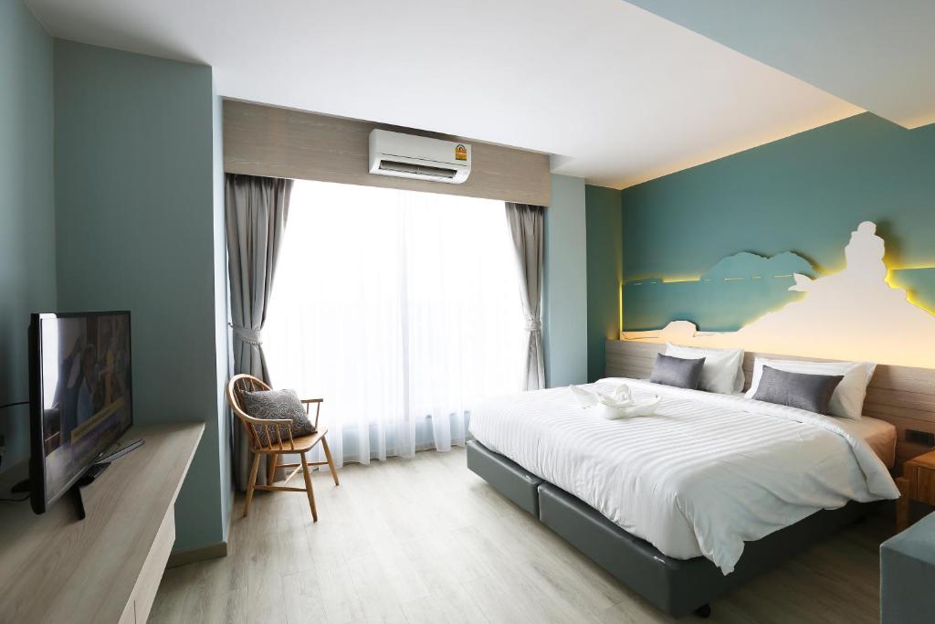 SIGNATURE HOTEL