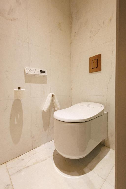 Lasala Plaza Hotel - Adults Only - 1