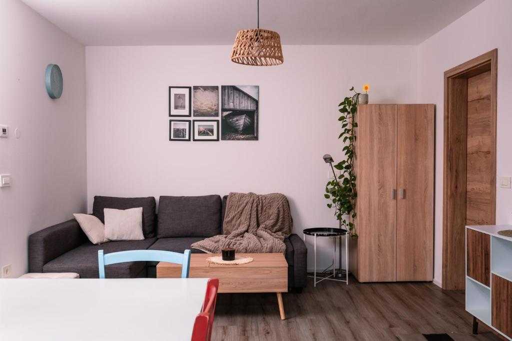 En eller flere senge i et værelse på Apartma Dreamscape