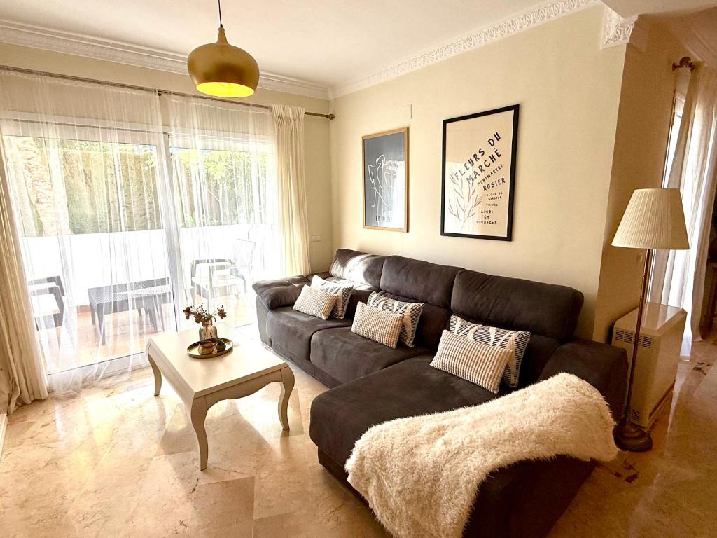 Golden Mile Duplex Marbella - Apartamento De Tres Dormitorios