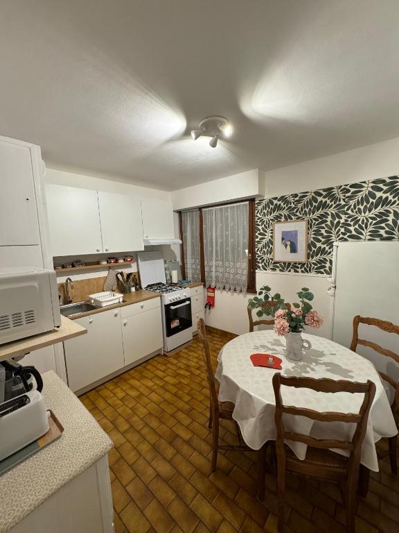 Charming apartment in the heart of Colmar – Foto 4