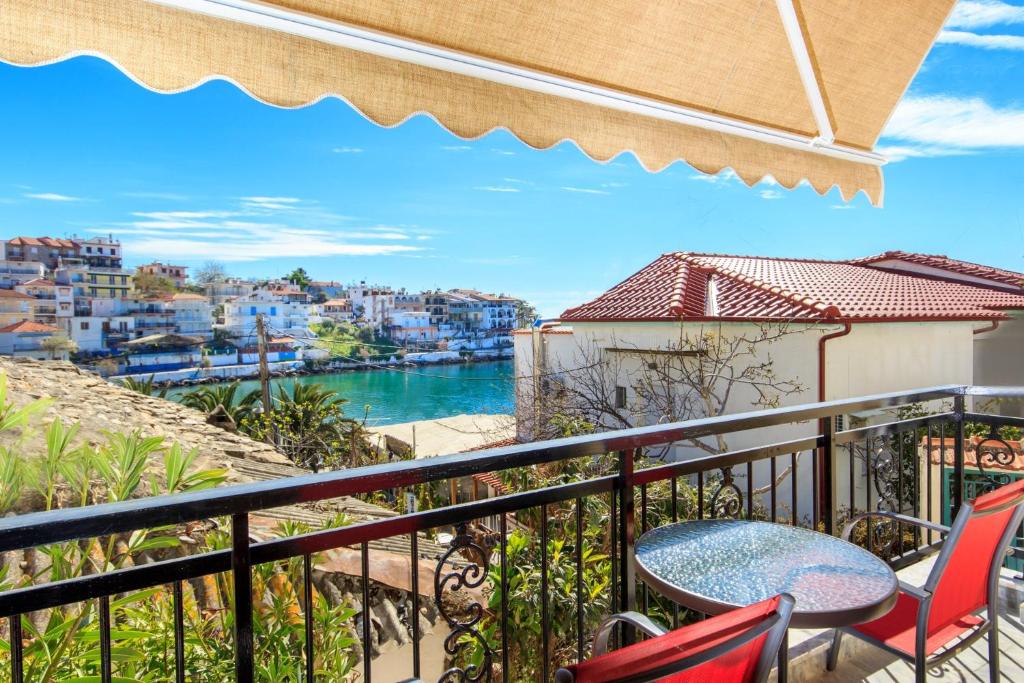 Billede fra billedgalleriet på Minos Apartments i Skala Marion